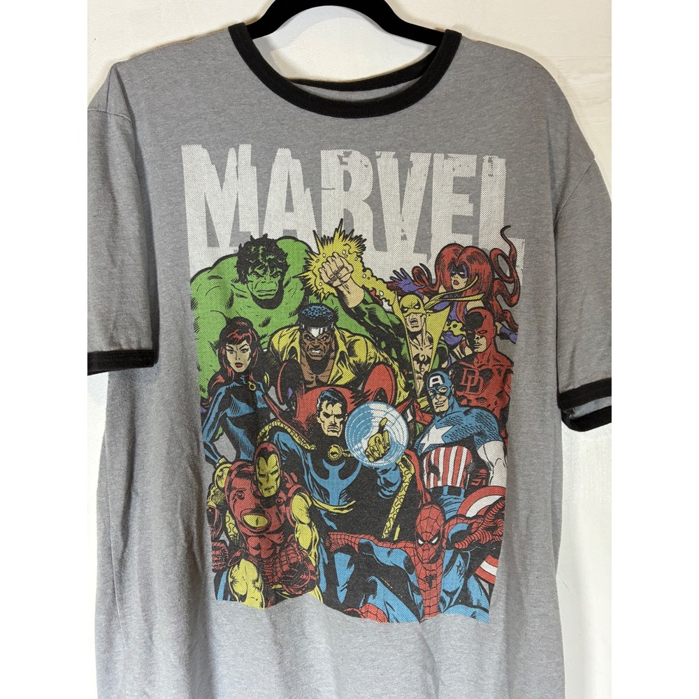 Marvel Superheroes Graphic Ringer T-Shirt Gray Small Avengers Comic Tee